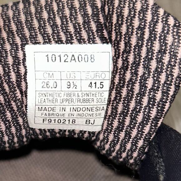 ASICS Women's US Size 9.5 Gel-Cumulus 20 Running Shoes Black Orange Flash Coral - Picture 12 of 12